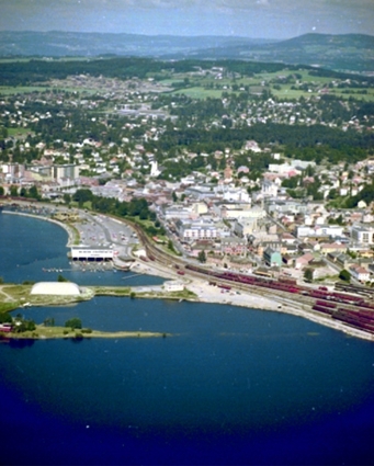 Hamar, Flyfoto, bypanorama, sentrum, Tjuvholmen, Veslemjøsa, Hamarbukta, Hamar jernbanestasjon,