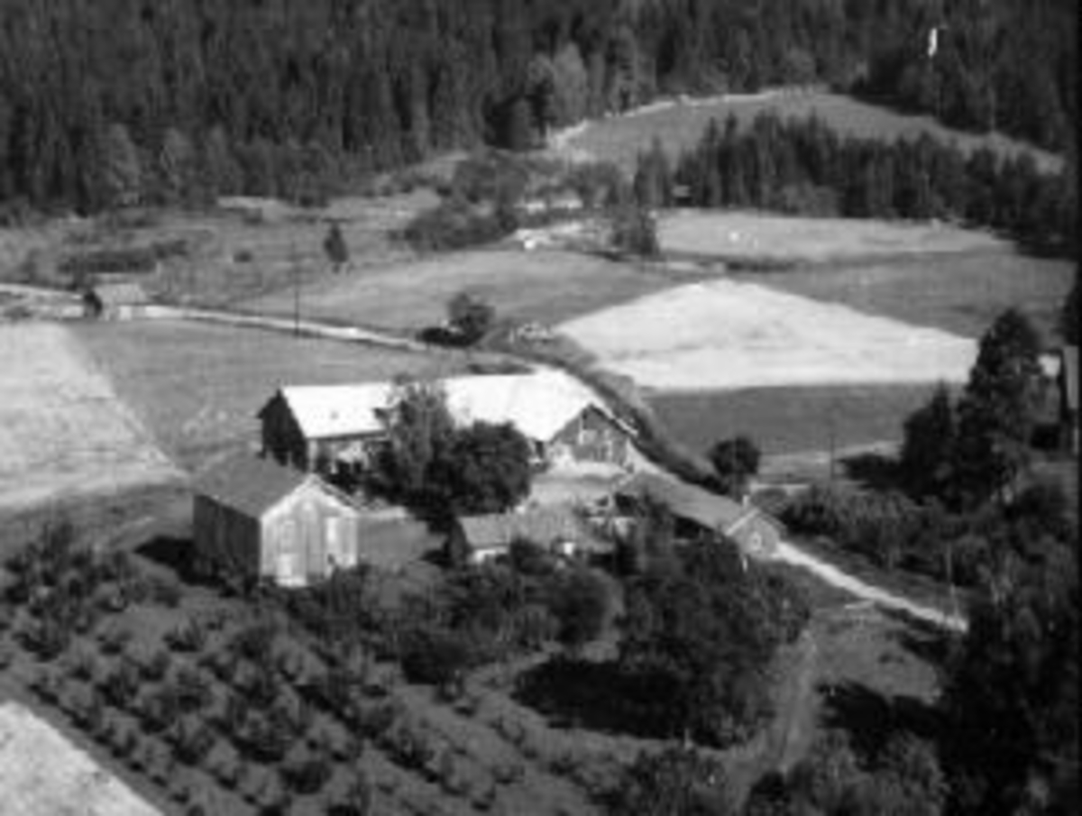 Flyfoto av Breistu, Gaupen, Hedmark.