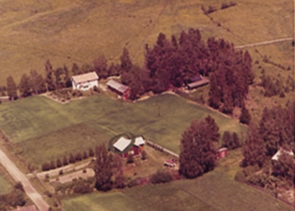 Flyfoto av Østmo, Furnes, Ringsaker.