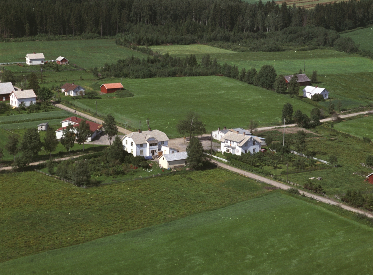 Flyfoto, Myhrstajet, landhandel, Bekkevoldsmia, Nes, Hedmark.