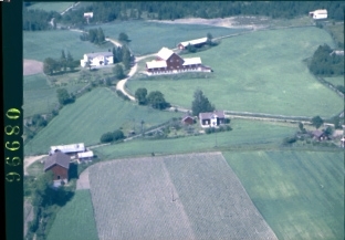 FLYFOTO SKJESET ØSTRE
