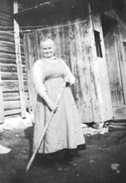 JOHANNE EILERTSDATTER 1868 - 1956, GRINDSTUA UNDER ÅLSTADDUBL:414-4380