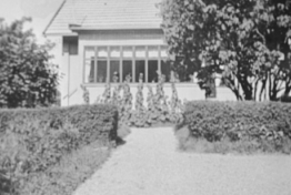 EKSTERIØR: BOLIG, NYSTED