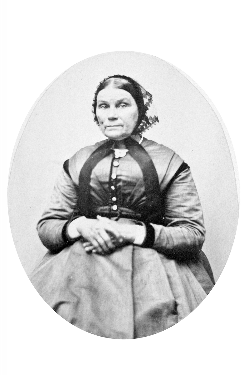 Elisabeth Olsdtr. Grøholt (f. Grindereng) (1811-1883). PORTRETT