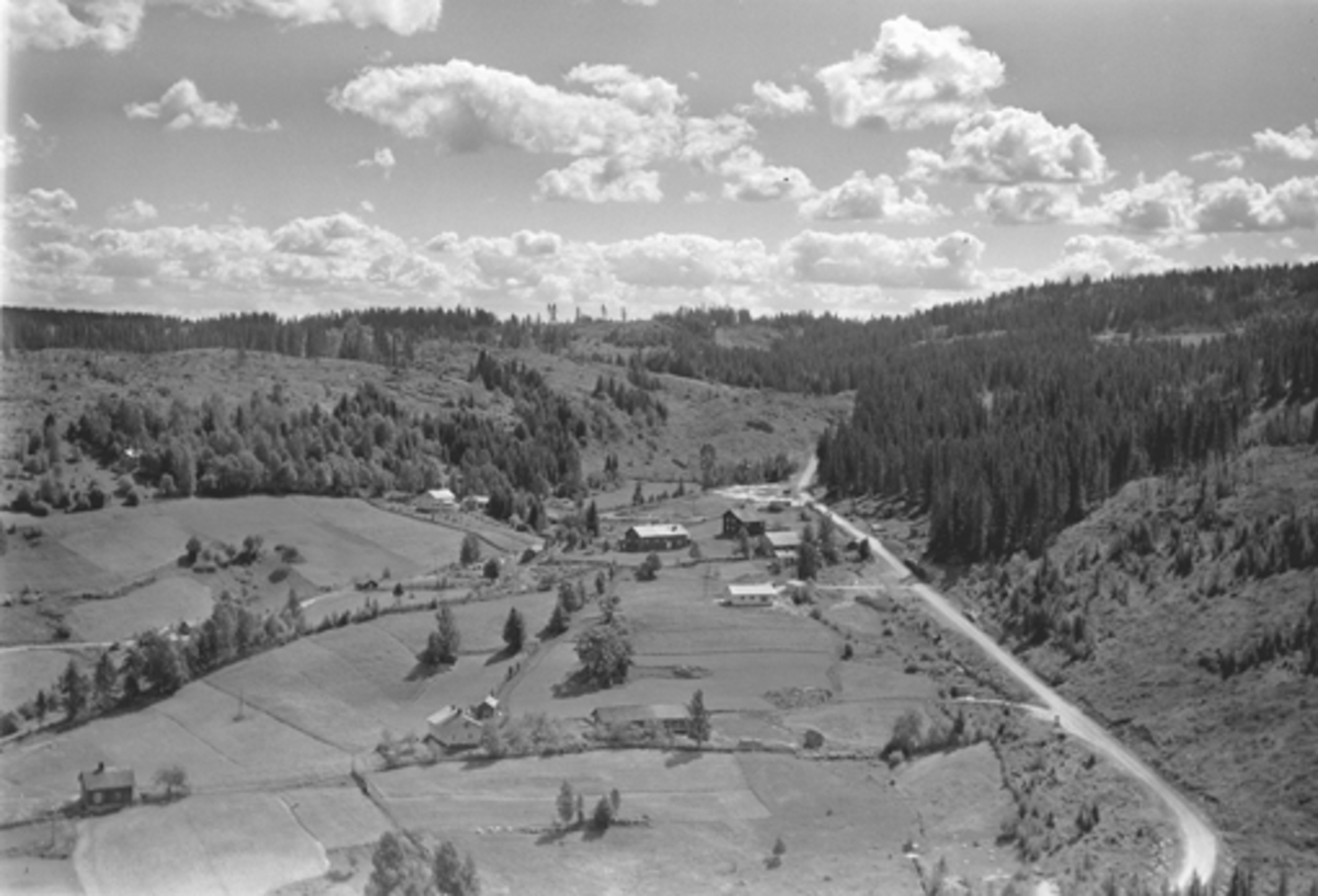 MOSTUFALLET 406-4, SOLBAKKEN 188-27, FALLET SØNDRE 189-2, ESPA. FLYFOTO