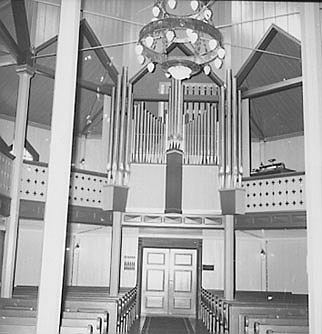 INTERIØR: TANGEN KIRKE, ORGEL, TANGEN
