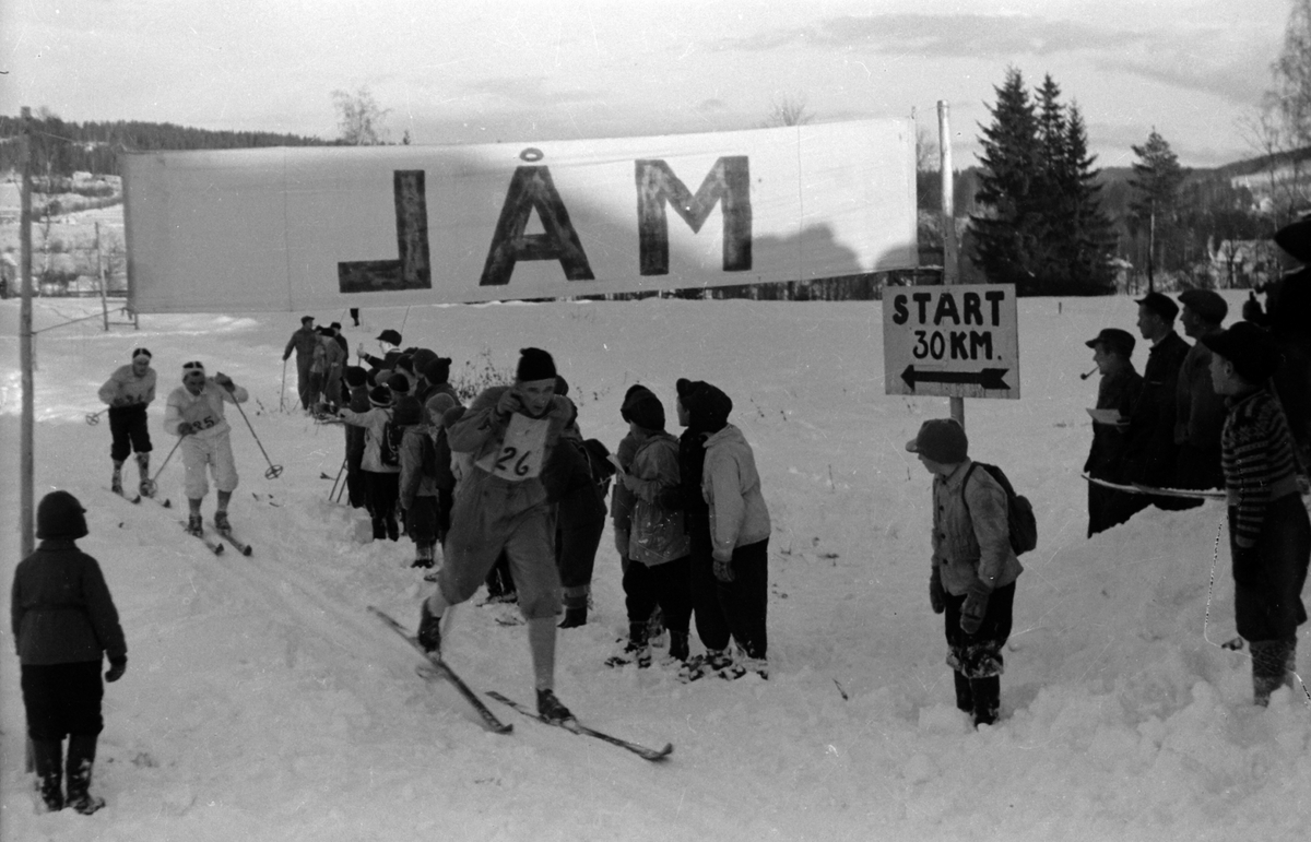 SKISPORT, LANGRENN, 30 KILOMETER, UKJENT STED. 