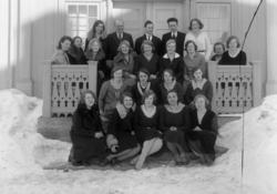 Vea hagebrukskole, Ring. Gruppe. 3 rekke Som nr 2 fra høyre 