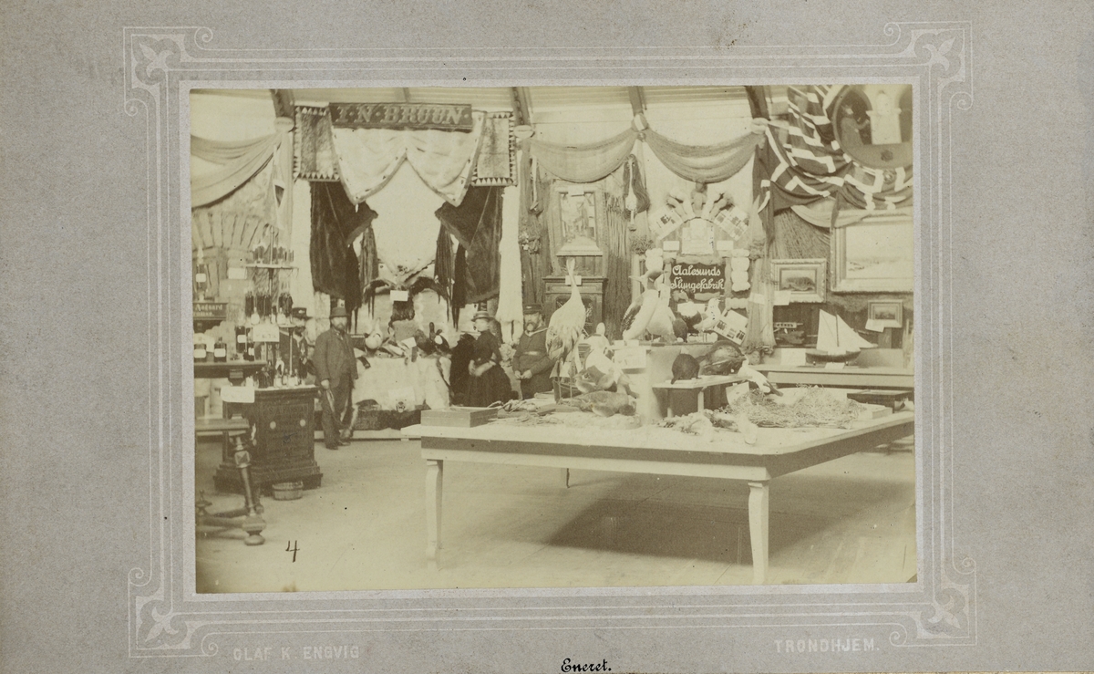 9 fotografier fra Fiskeriutstillingen i Trondhjem 1887.
