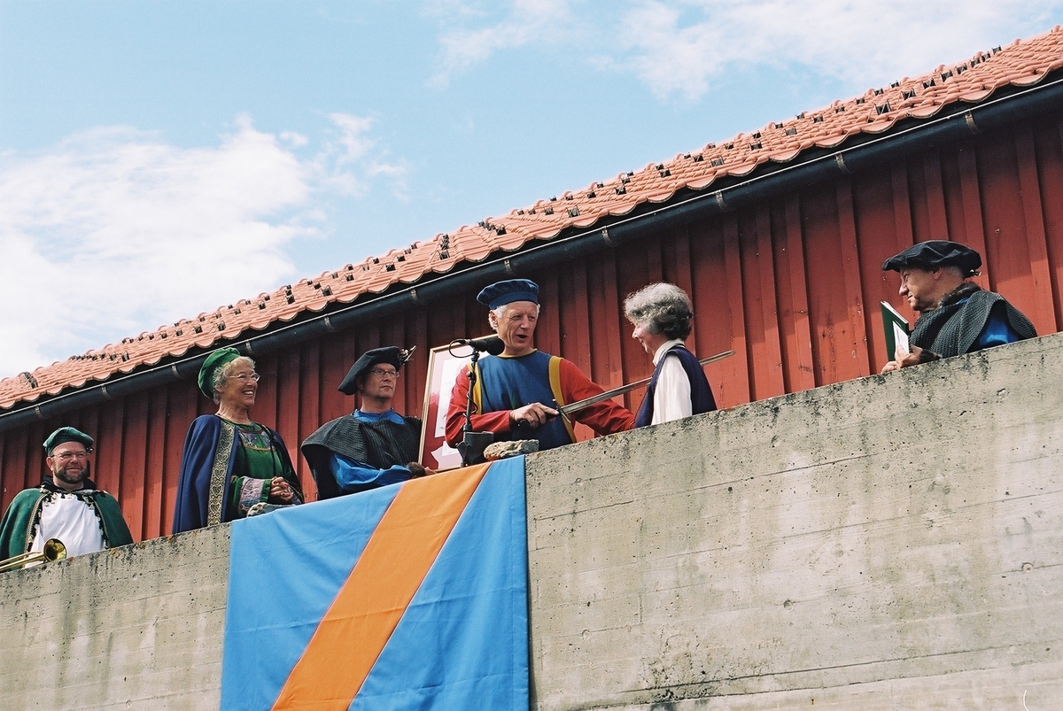Middelalderdagen. Middelalderfestival, Hamar, Domkirkeodden, 2002. 