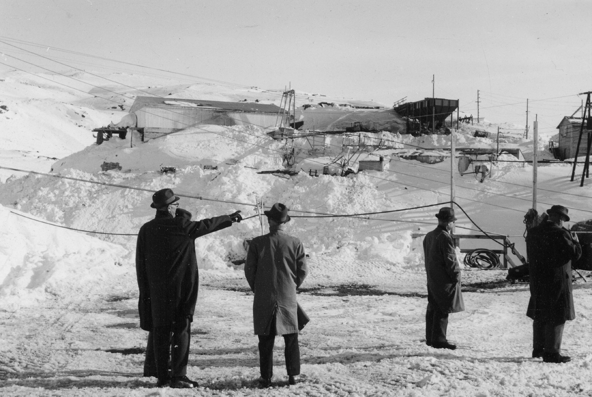 Hovudstyret i Vasdragsvesenet på synfaring ved Vinkelen