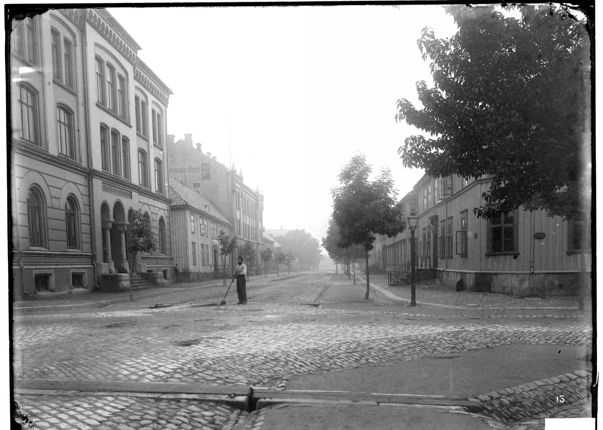 Krysset Dronningens gate og Søndre gate