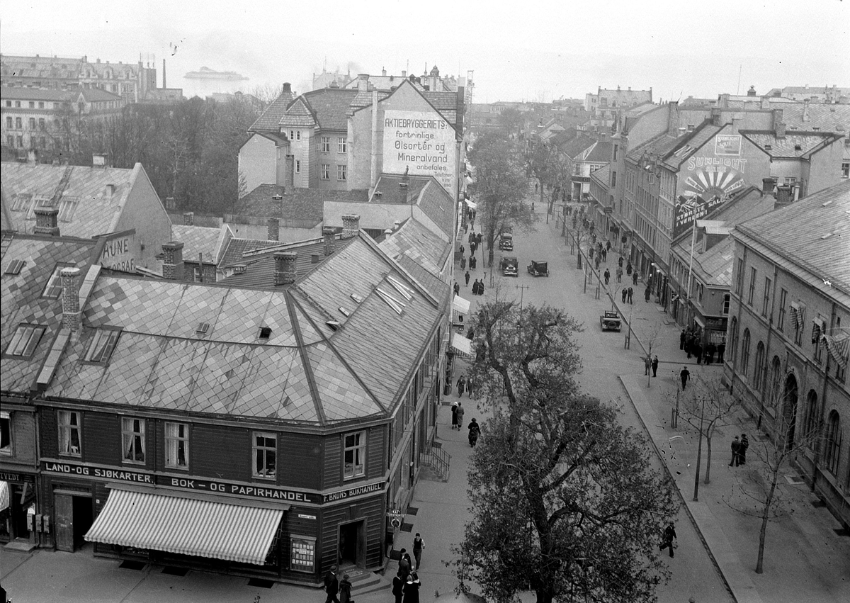 Nordre gate med Brunhjørnet