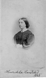 Fotosamlinga etter Elen Henrika Landstad