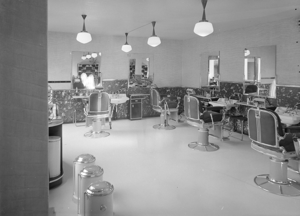 Einar Hagenes barbersalong i Lysholmgården