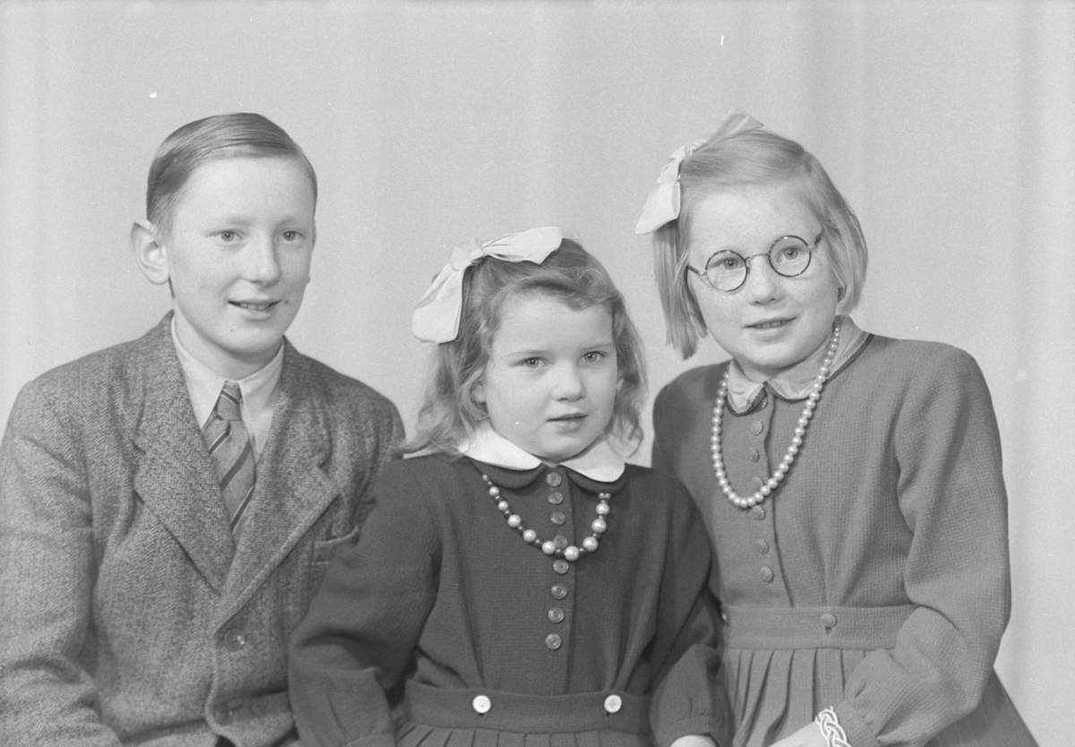 Irene Konstanse, Ruth og Andor Sonny Enstad