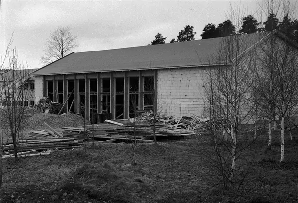 MOELV REALSKOLE, BYGGING AV GYMNSASTIKKSAL OG SVØMMEHALL