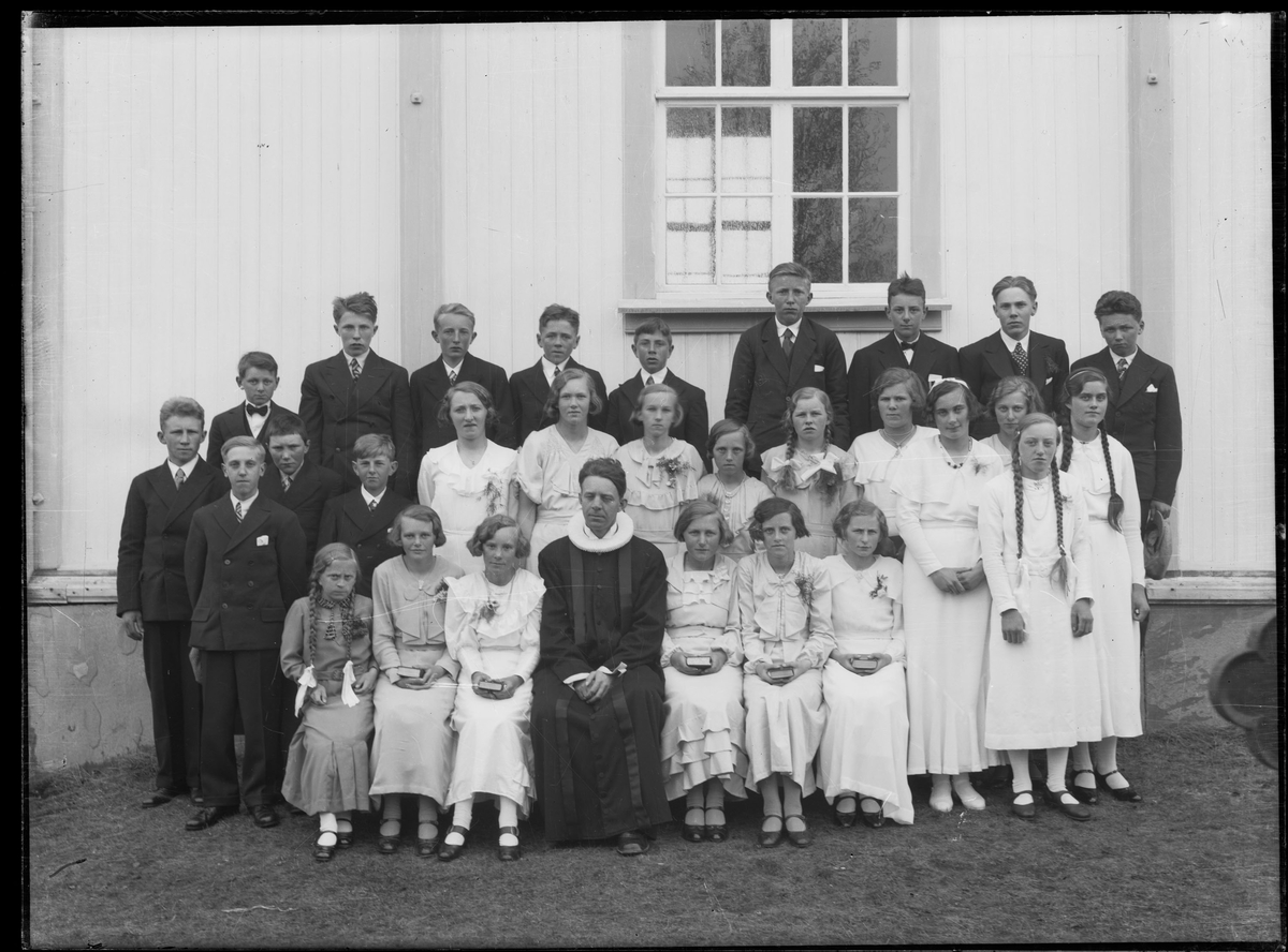 Konfirmanter i Brekken kirke, 1936