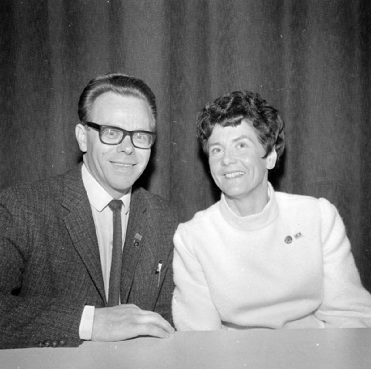 Sarah Haga, håndball, Hamar IL og en ukjent.