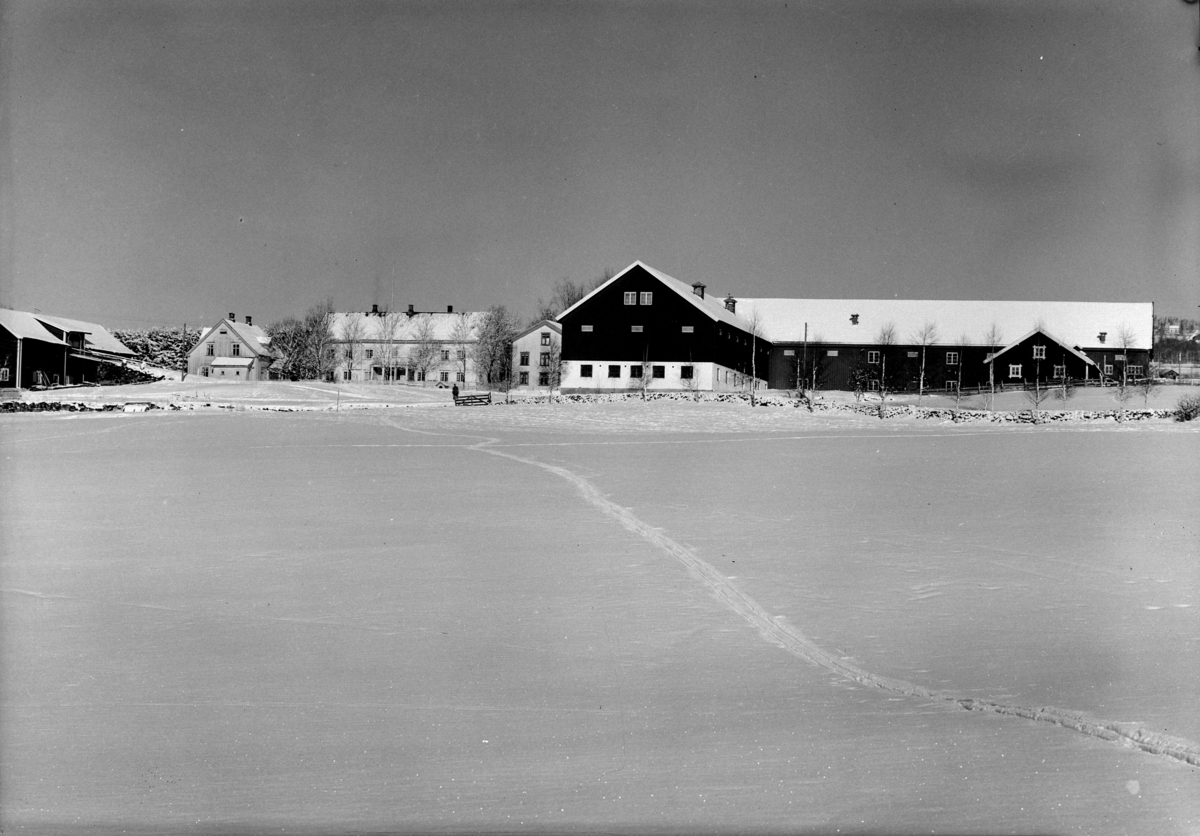 STORE GÅLÅS, FURNES. 