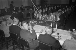 Egil Danielsen kommer hjem til Hamar etter å ha vunnet Olymp