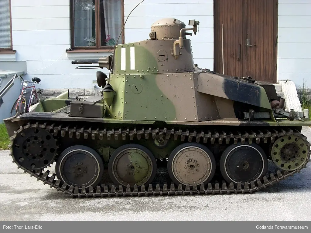 Stridsvagn m/37
