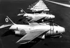 F6 Karlsborg 1955. Flygdagen. Flygplan A29 