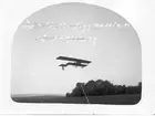 1915. Farman-biplanet (SW 10) med förare Allan Hygert över Blåsås hage i Gräshult.