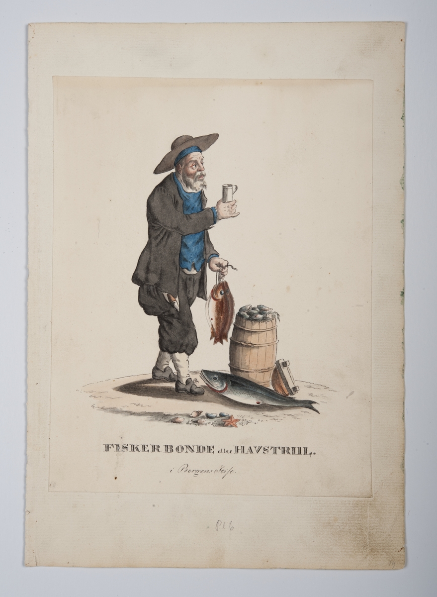 Fiskerbonde eller havstril fra Bergens omegn i yrkesdrakt, med et krus i den ene, et knippe med fisk i den andre hånden. En tønne står ved siden, en stor fisk ligger på bakken.