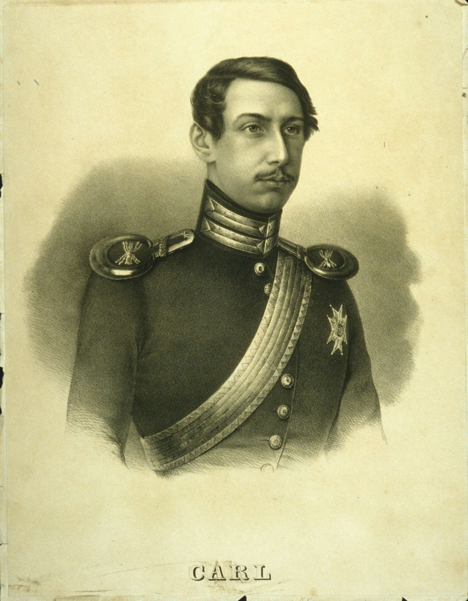 Portrett av Karl XV som ung mann iført uniform med ordensbånd og orden(er)