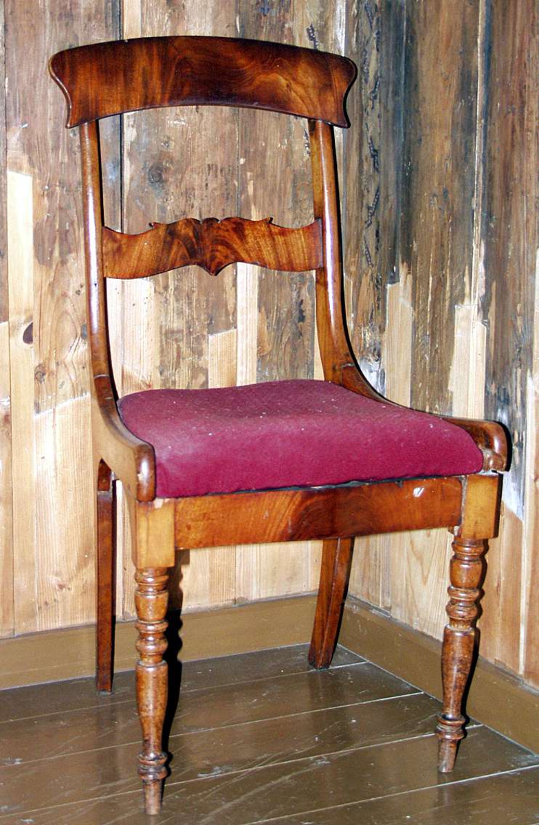 Stol -Norsk Folkemuseum / DigitaltMuseum