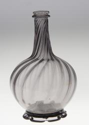 Glass etter Randi Marie Johannessen på Norsk Folkemuseum