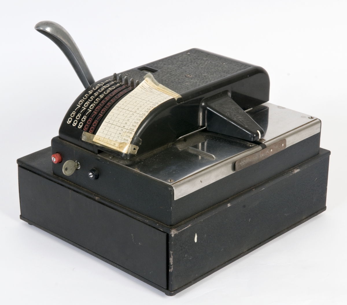 Hugin kassaregister med 19 systemkombinasjoner til bruk for tipping.