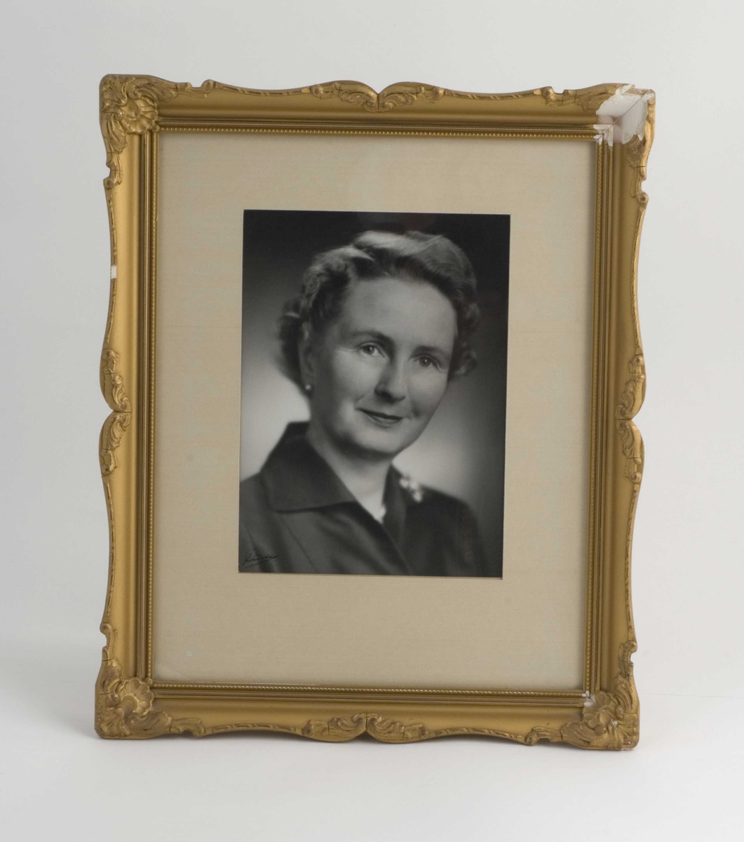 Portrett av Karen Aall.