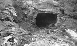 Dunderlandsbanens ombygging : bekketunnel for Reinforsdalbek