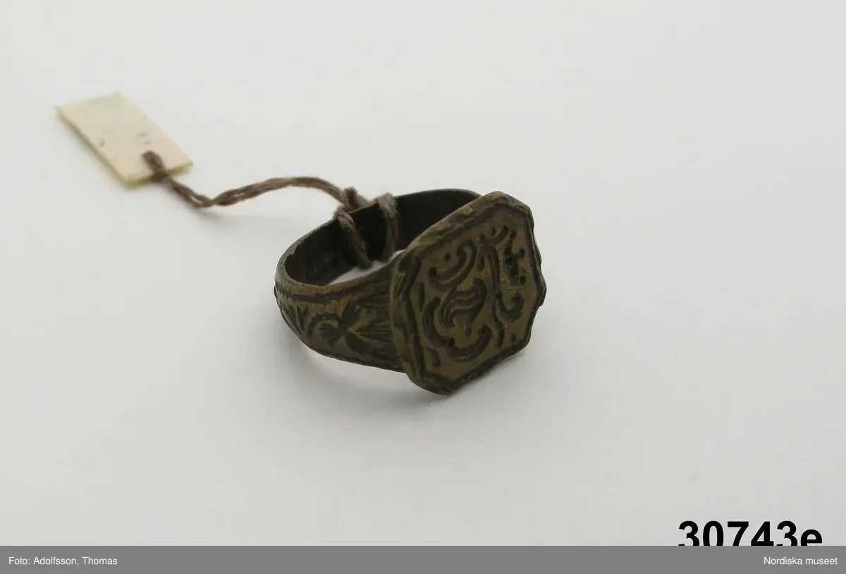 Ring