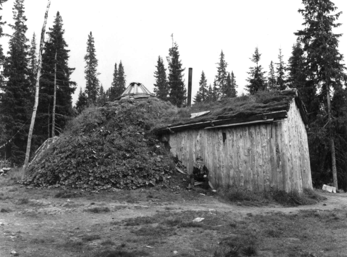 Peder Jåmas vintergamme i Limingen, 1956.