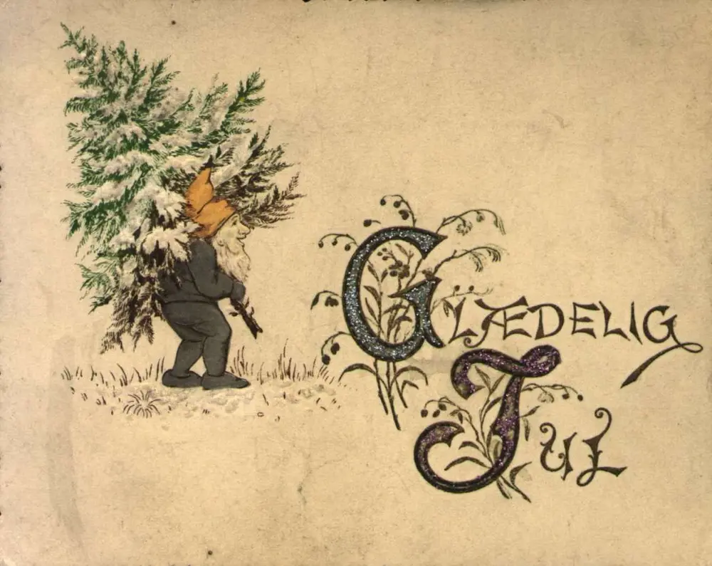Postkort. Julekort. Nisse bærer på et juletre. Datert 25.12.1895.