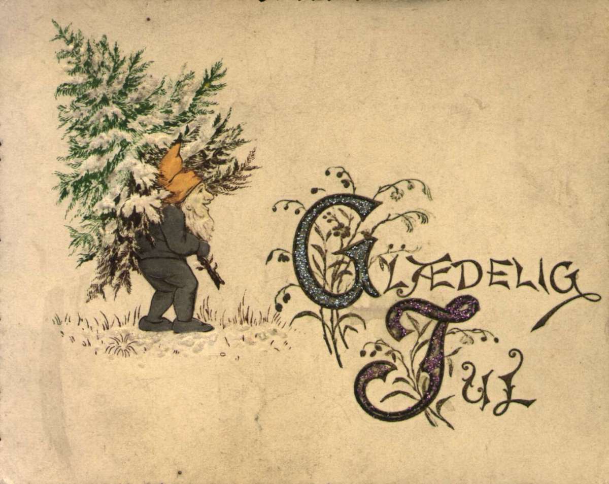 Postkort. Julekort. Nisse bærer på et juletre. Datert 25.12.1895.