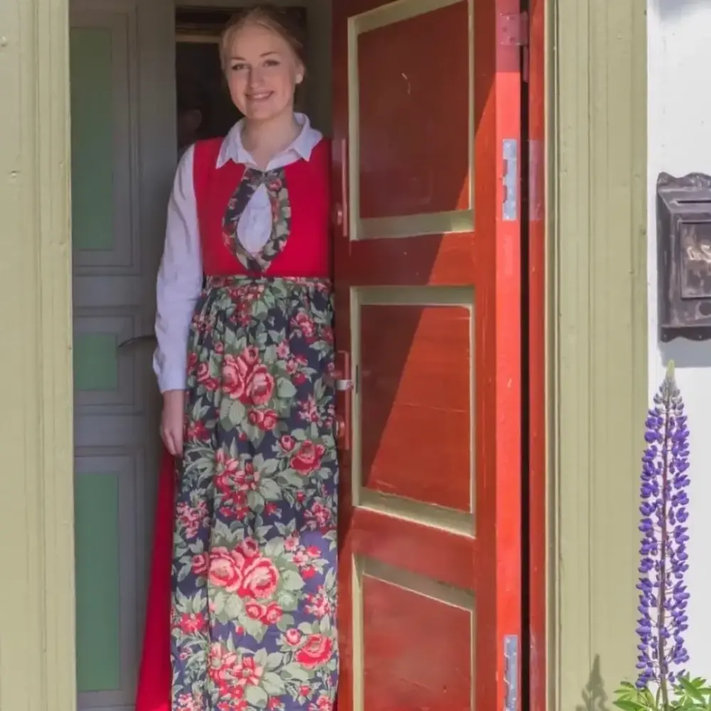 Guide ønsker velkommen til Hagan 