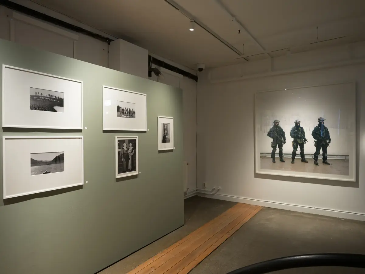 Detaljer fra fotoutstillingen "Godseierens bikk" i Galleri Østfløyen på Bogstad gård. 