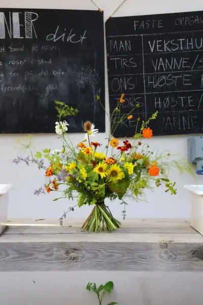 En vakker blomsterbukett. 