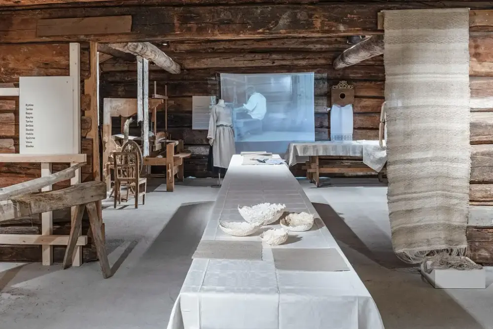 Lin Ullinsvin Fjoset