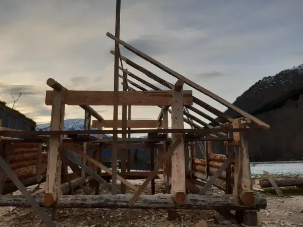 Laftet bu under oppføring