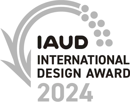 Svart-hvitt logo for IAUD International Design Award 2024. Logoet består av teksten "IAUD INTERNATIONAL DESIGN AWARD 2024" i fete og store bokstaver.