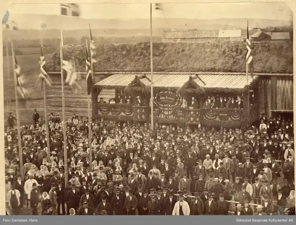 Folkemøtet på Stiklestad den 4 og 5 juli i 1882