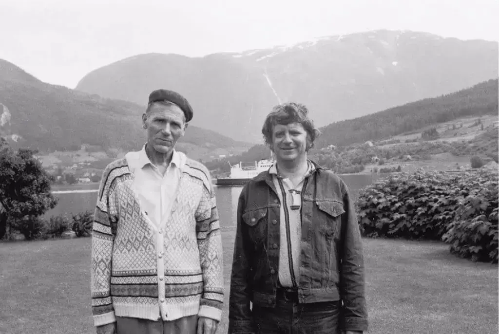 Olav H. Hauge og Jan Erik Vold i Ulvik sommaren 1973.
