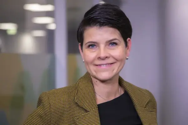 Profilbilde av spårkforskar Margunn Rauset