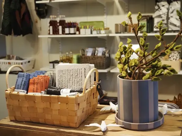 Museibutiken hantverksprodukter