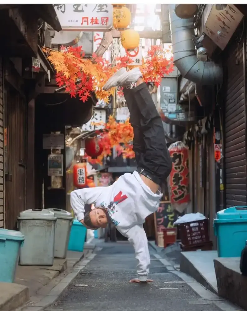 Bao André Nguyen break dansar i ei bakgate